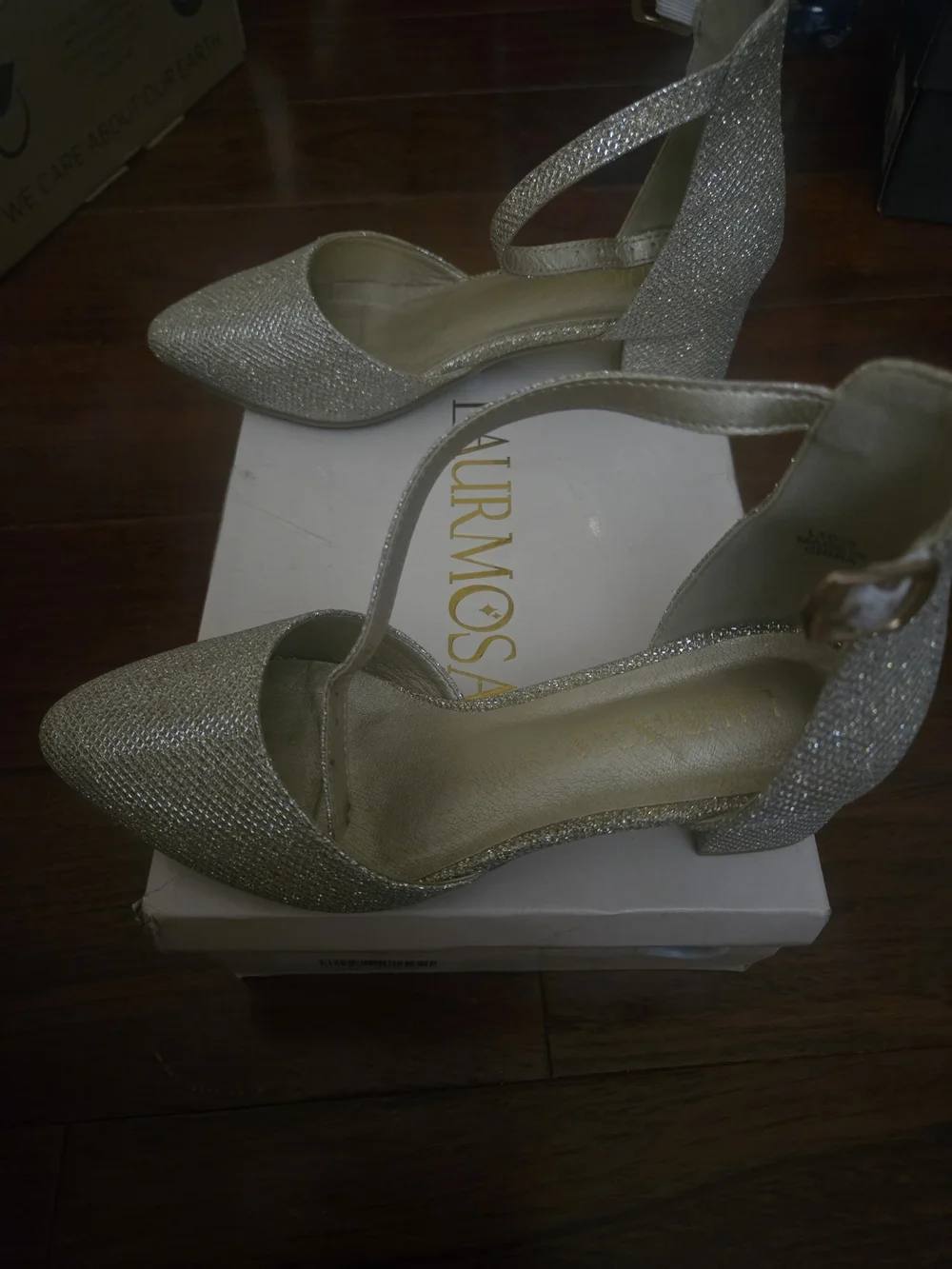 Laurmosa Used Girl's Sparkle Pointed Toe Ankle Strap Flats - Gold
